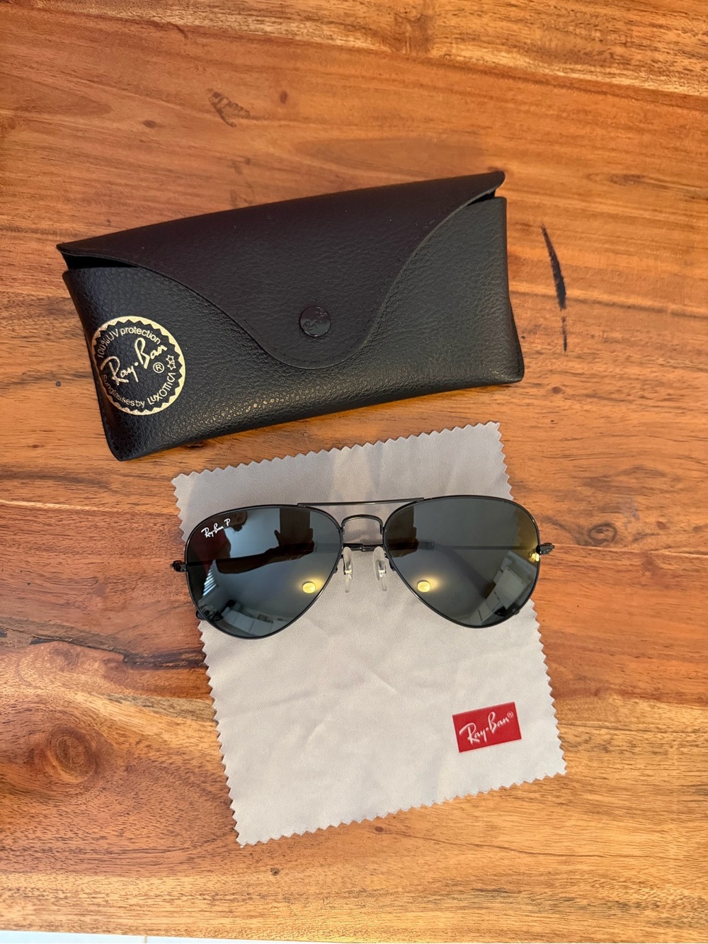 Ray-Ban Classic Aviator Sunglasses - Black - Picture 5 of 10
